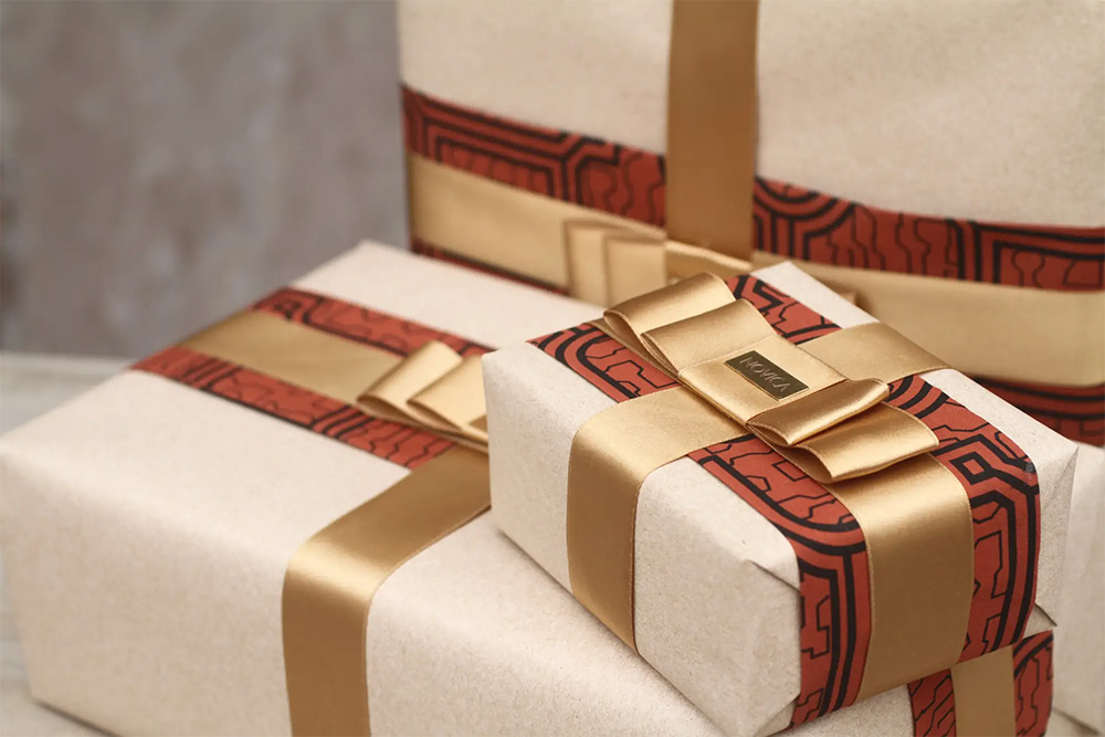 Premium gift wrapping